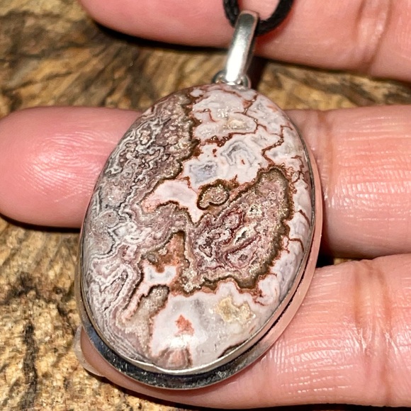 Crazy Lace Agate Pendant 2 1/4” - Picture 3 of 6